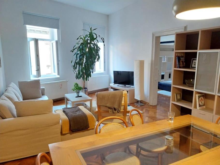 Zagreb Central 2Br + Parking Exterior photo